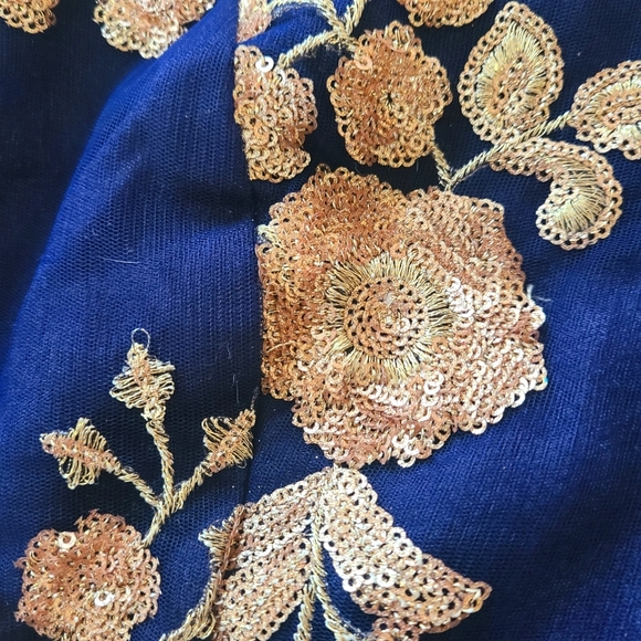 Royal Blue Lehenga Blouse With Gold Detailing - Picture 5 of 10